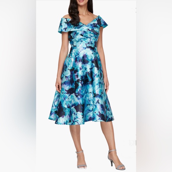 Alex Evenings Dresses & Skirts - Alex Evenings Printed Mikado Cocktail Dress Size 8 NWOT